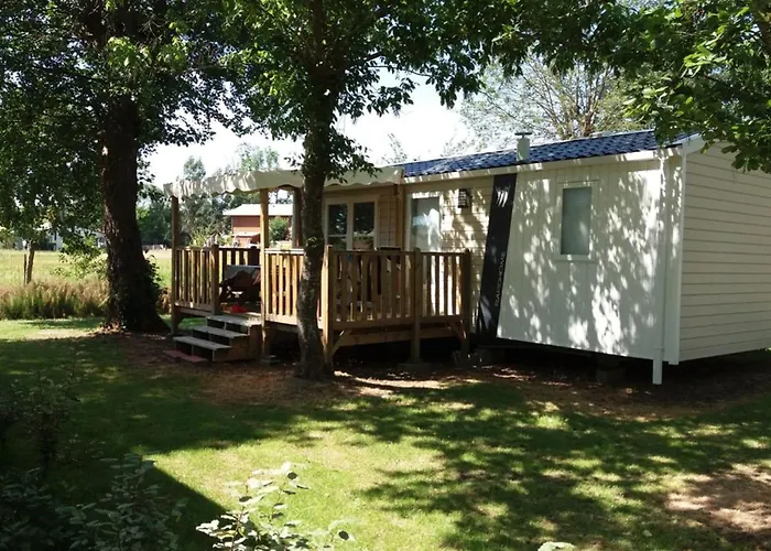 Camping Mobil-home 3 Avec Terrasse A - Api-1-52-1293 *